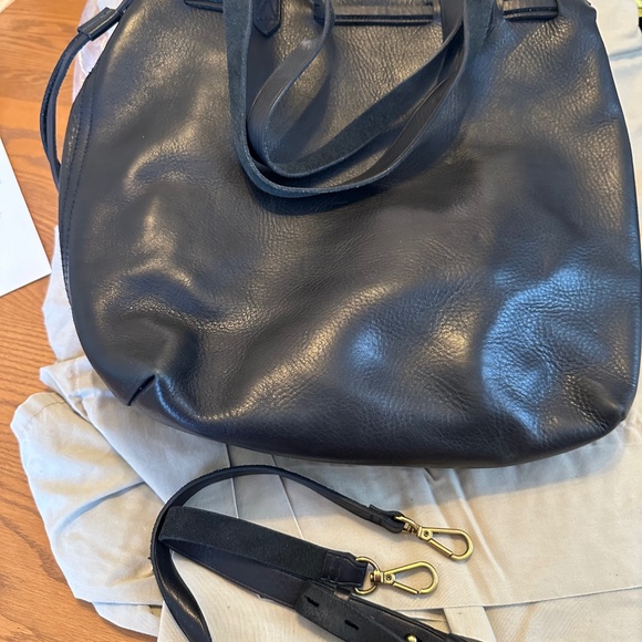 Madewell Black bucket tote